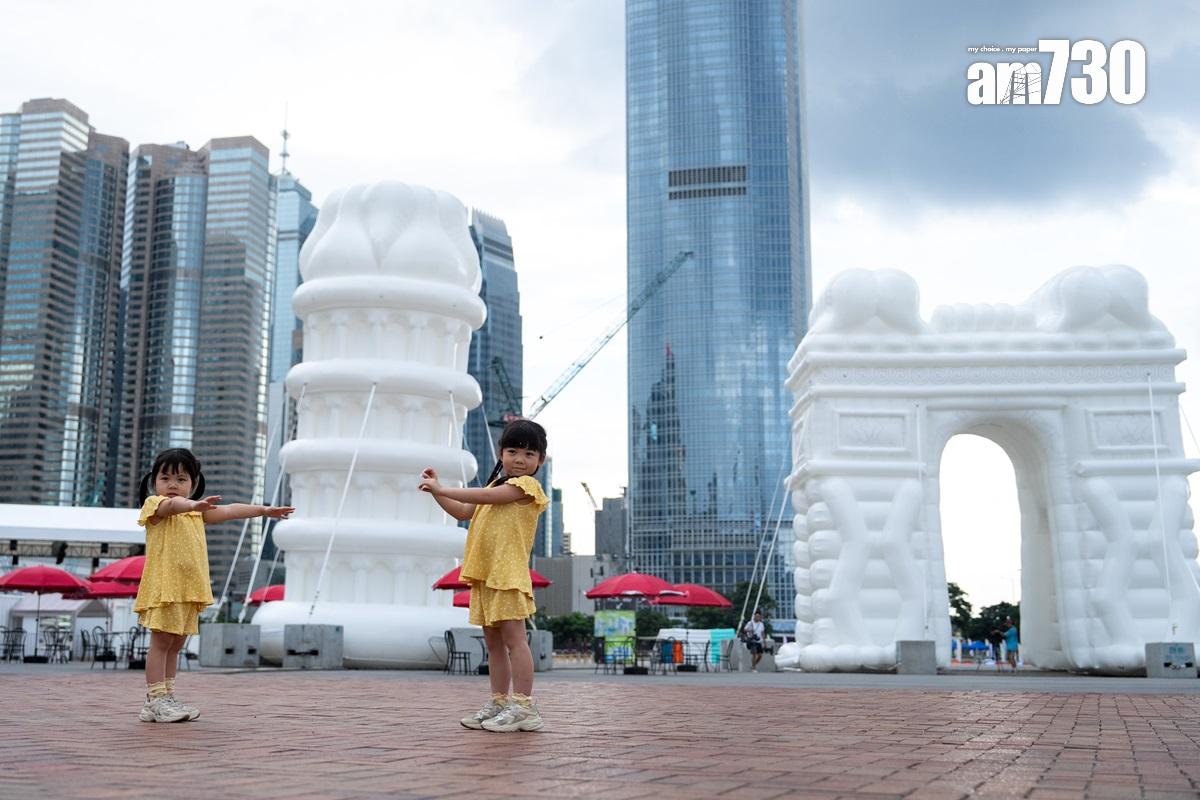 「中環夏誌」活動展出5個巨型充氣藝術裝置「充氣奇蹟」。(資料圖片/林靄怡攝)