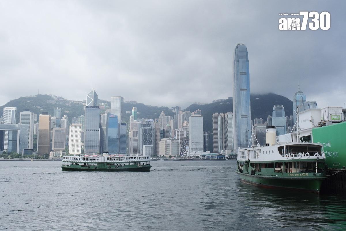 天星小輪灣仔至尖沙咀航線今日獲燃料公司贊助,乘客可免費乘船。(中通社)
