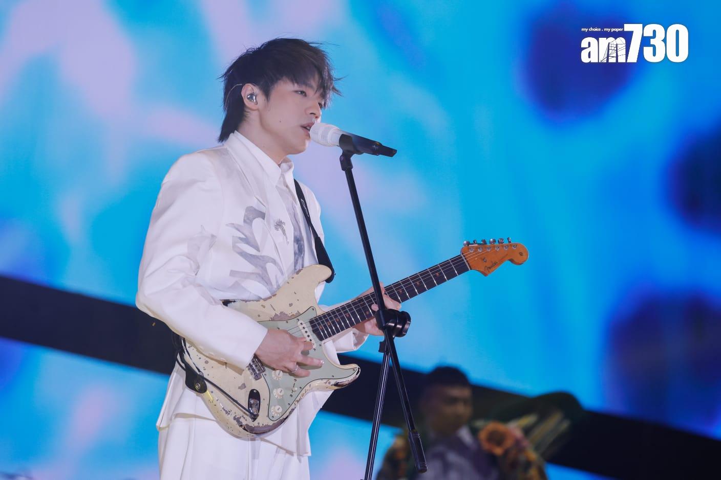 陳卓賢亞博開鑼,以白馬王子look登場。 (蘇文傑攝)