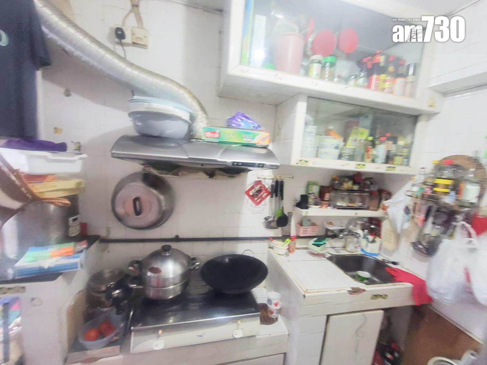 高層兩房呎價「4字頭」成交!樓下有商場及巴士站配套完善|多圖