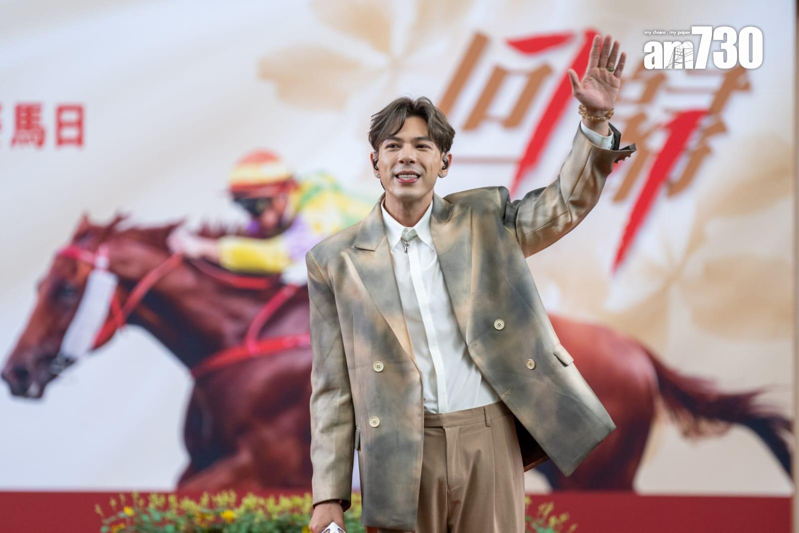 古淖文以英文歌《Sway》打頭陣。(陳奕釗攝)