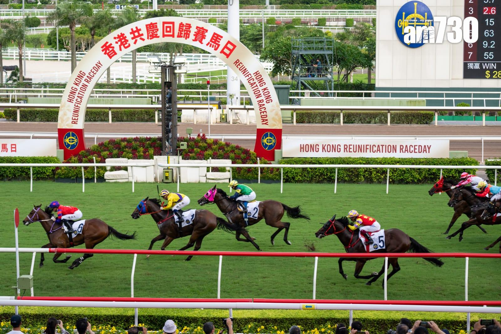 香港共慶回歸賽馬日。(陳奕釗攝)