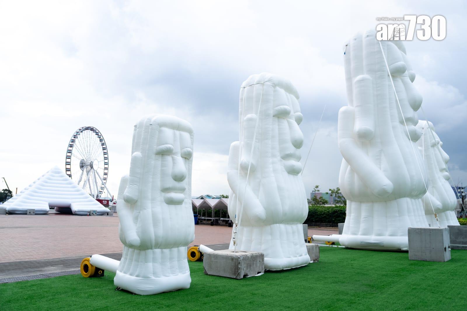 五大巨型充氣「世界奇蹟」聚集中環 (林靄怡攝)