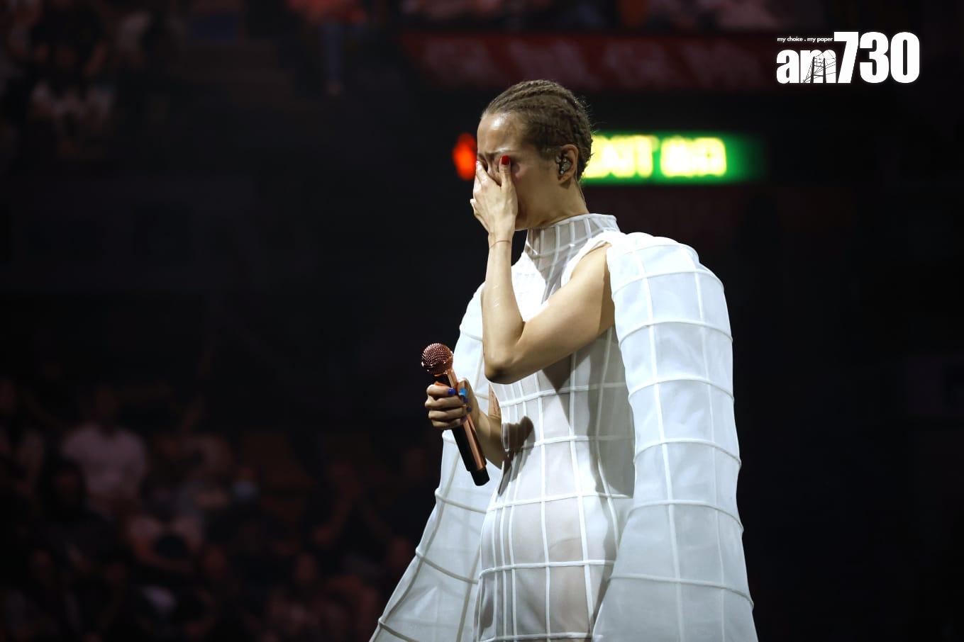 Sammi出場談電影發展時,感觸哽咽。(林俊源攝)