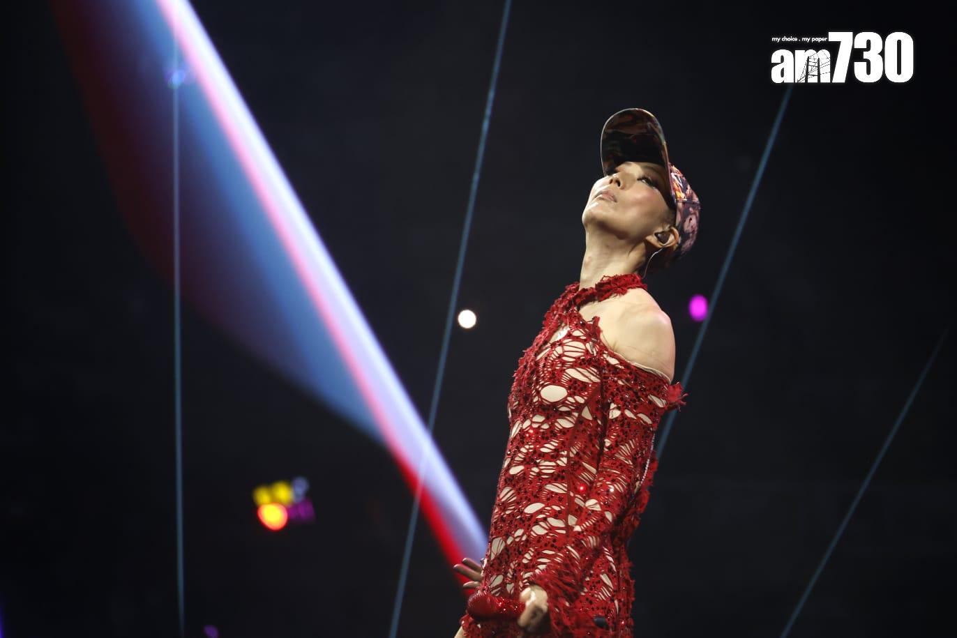 鄭秀文(Sammi)一連13場的《You & Mi 鄭秀文世界巡迴演唱會香港站》正式鑼。(林俊源攝)