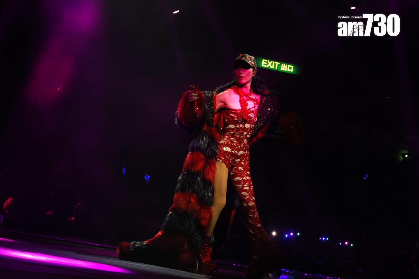 鄭秀文(Sammi)一連13場的《You & Mi 鄭秀文世界巡迴演唱會香港站》正式鑼。(林俊源攝)