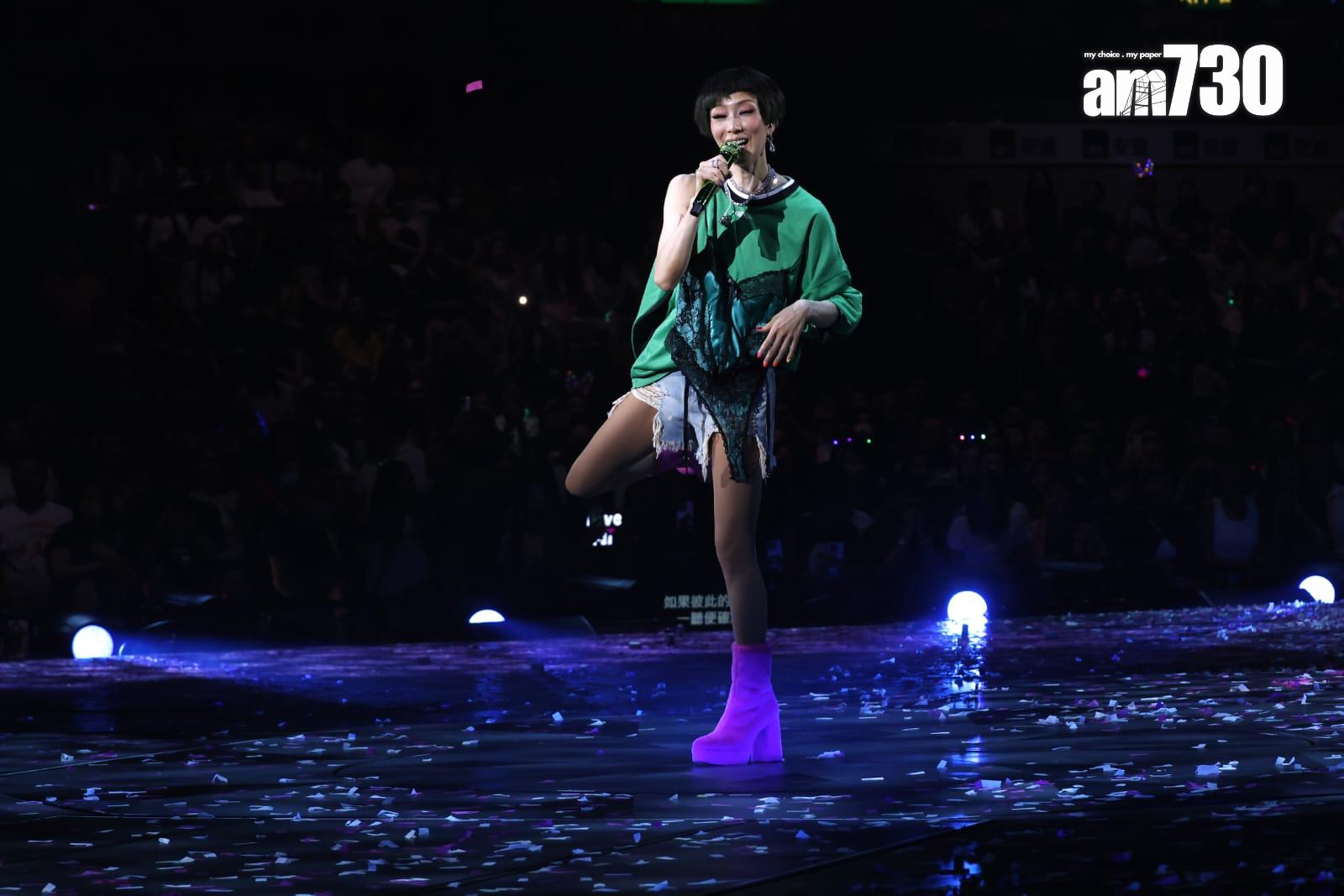 鄭秀文(Sammi)一連13場的《You & Mi 鄭秀文世界巡迴演唱會香港站》正式鑼。(林俊源攝)