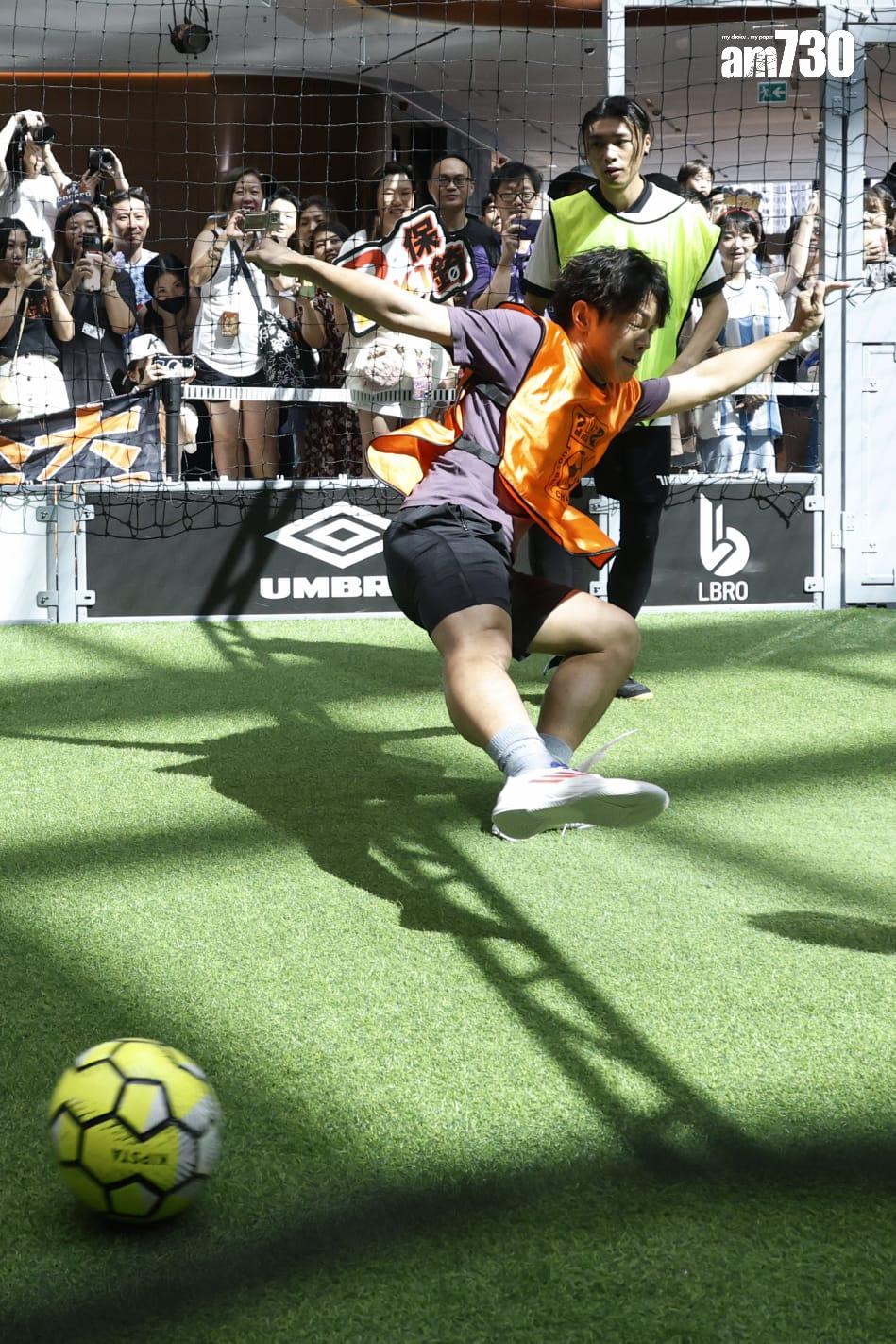 「最強足球2 vs 2冠軍盃」總決賽及明星表演賽。(林俊源攝)