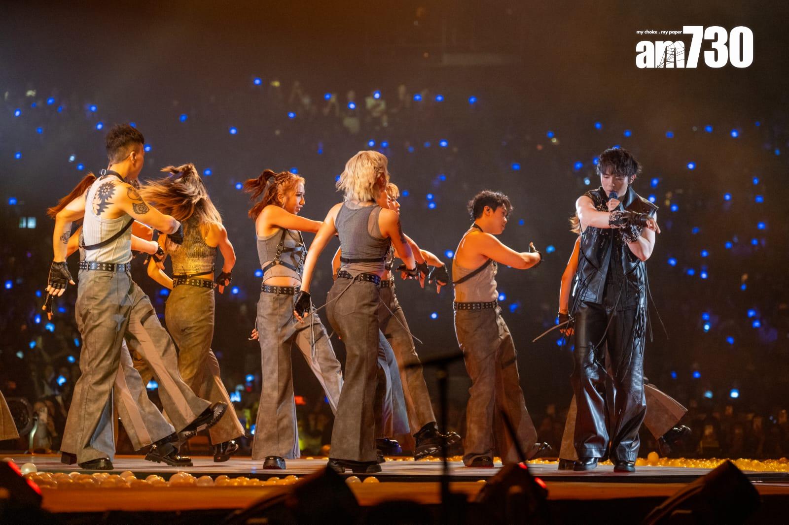 陳卓賢Ian在個唱挑戰跳唱。(陳奕釗攝)