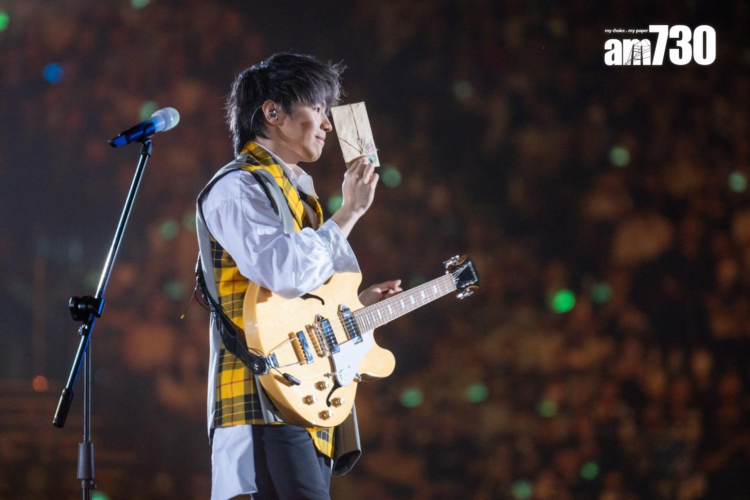 郵差派信給陳卓賢,Ian說是寫給5年之後的自己。(陳奕釗攝)