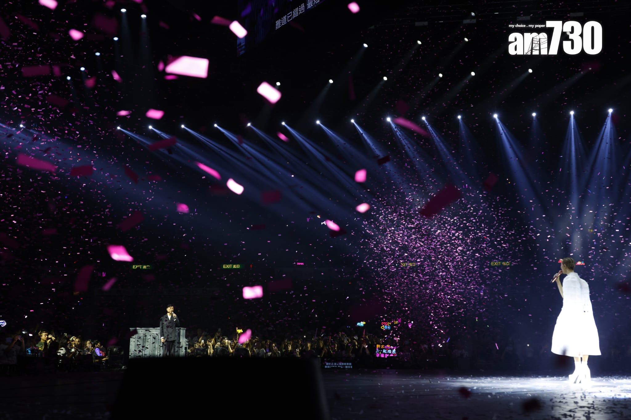 Sammi與許志安合唱《世紀末煙花》。(娛樂組攝)