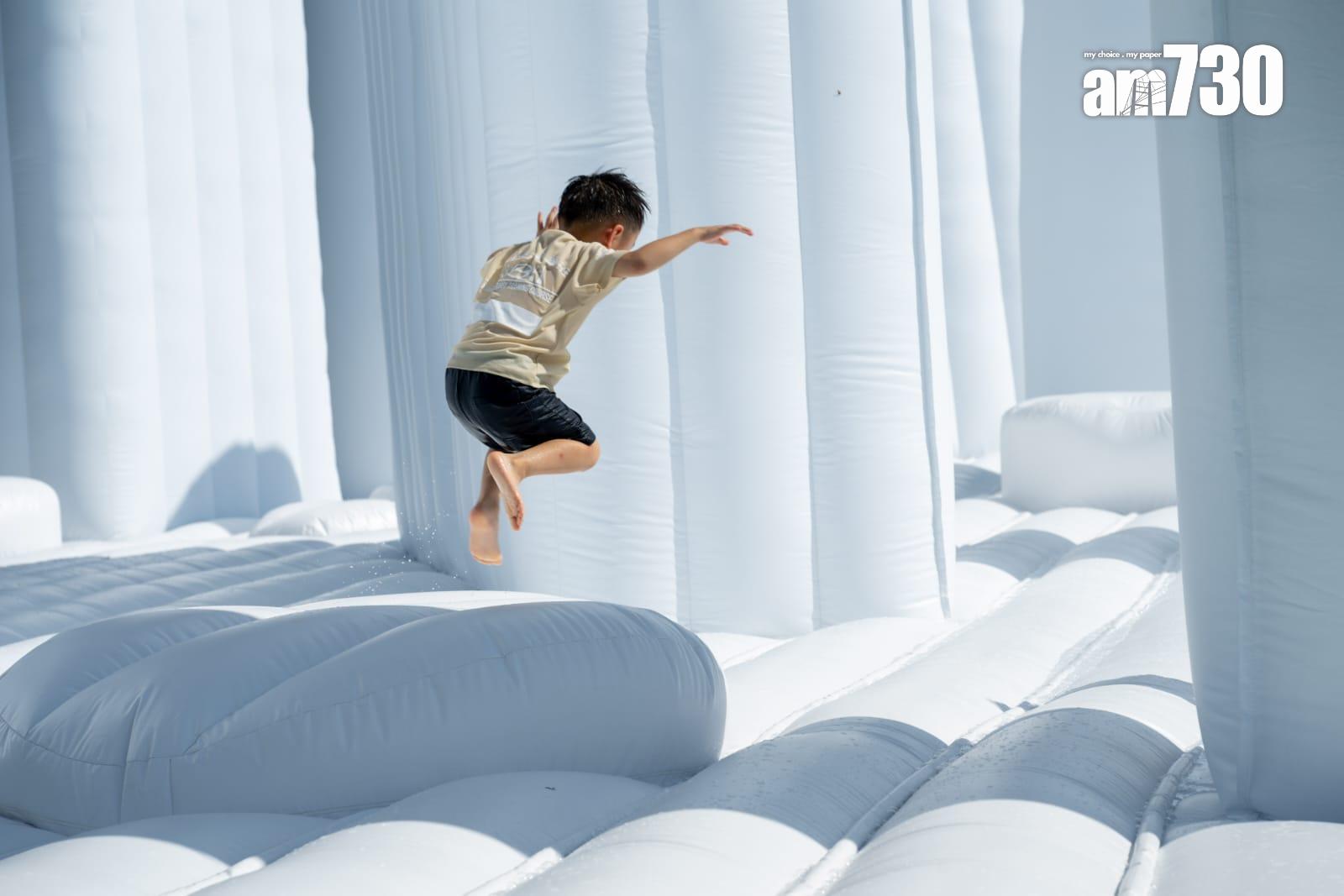 中環夏誌充氣奇蹟(陳奕釗攝)