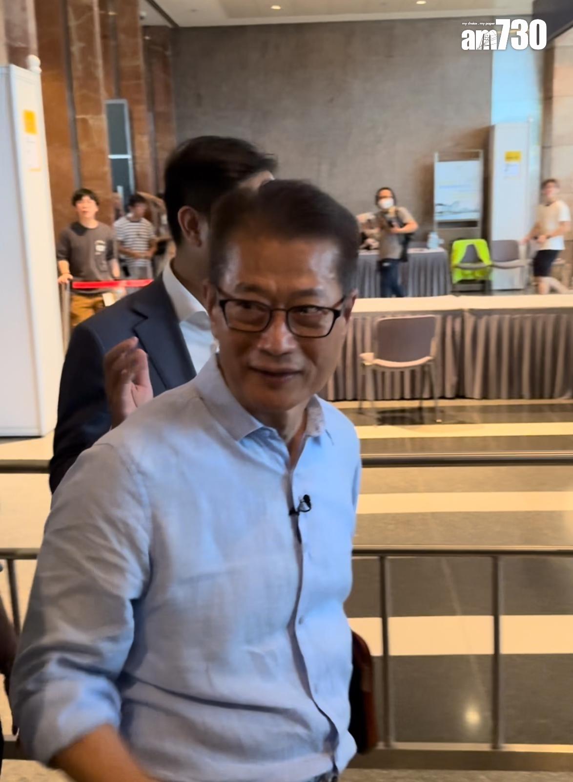 財政司司長陳茂波現身動漫節。 (吳家偉攝)