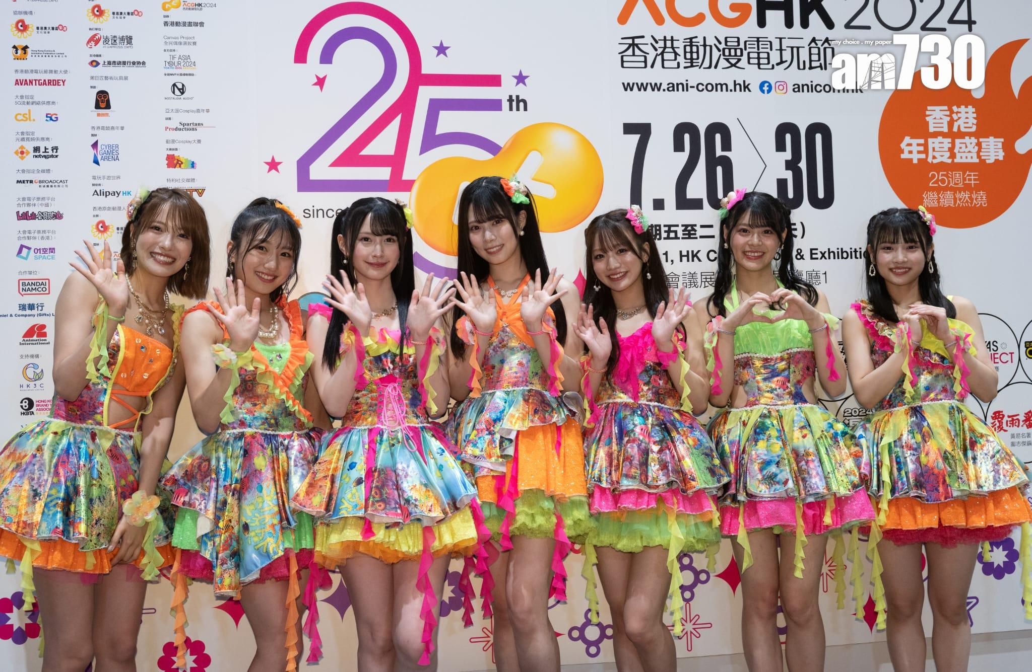 左起:小嶋花梨、鹽月希依音、山本望葉、龍本彌生、坂田心咲、板垣心和、芳賀禮。 (蘇文傑攝)