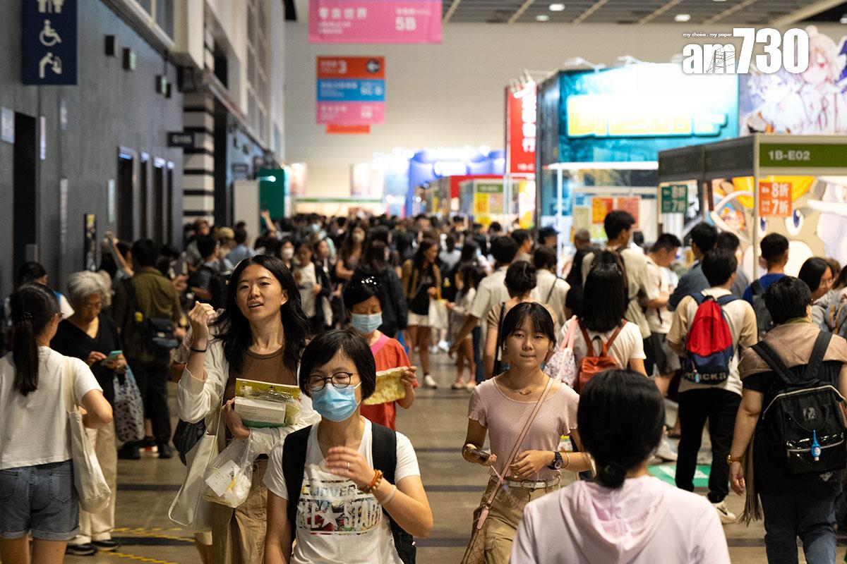 一連7日書展今日結束,累計有99萬人次入場。(林靄怡攝)