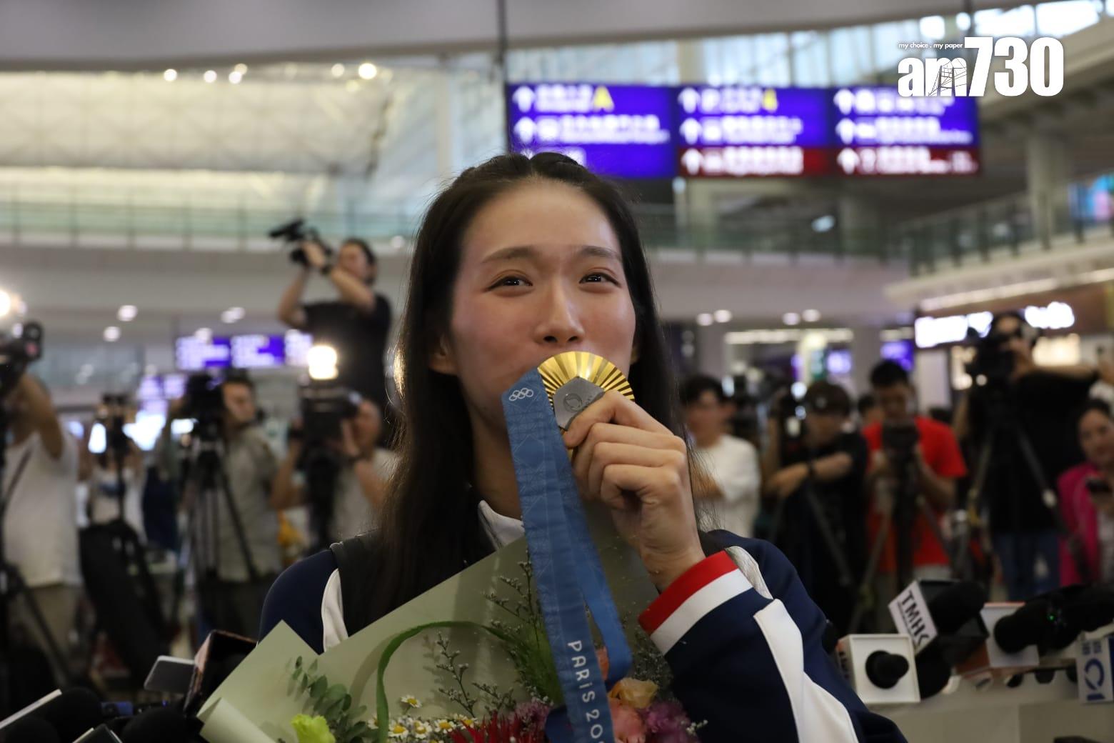 江旻憓凱旋返港。(鍾式明攝)