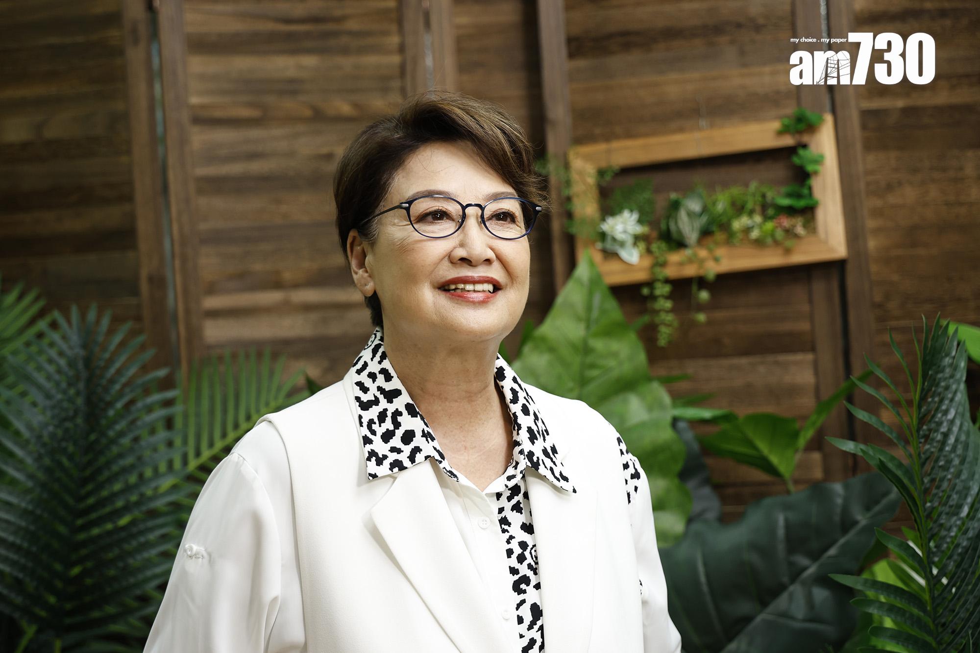 鍾慧冰開設個人YouTube頻道,希望自己拍真人騷節目。(林俊源攝)