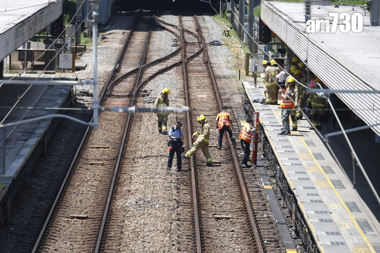 港鐵指車務控制中心接獲職員報告懷疑有人墮軌。(林俊源攝)