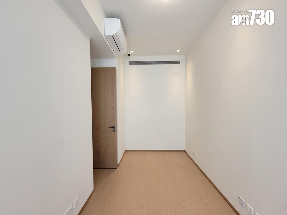 朗賢峯IIA期示範單位|482呎兩房融合Japandi理念 睡房改作半開放式書房|多圖有片