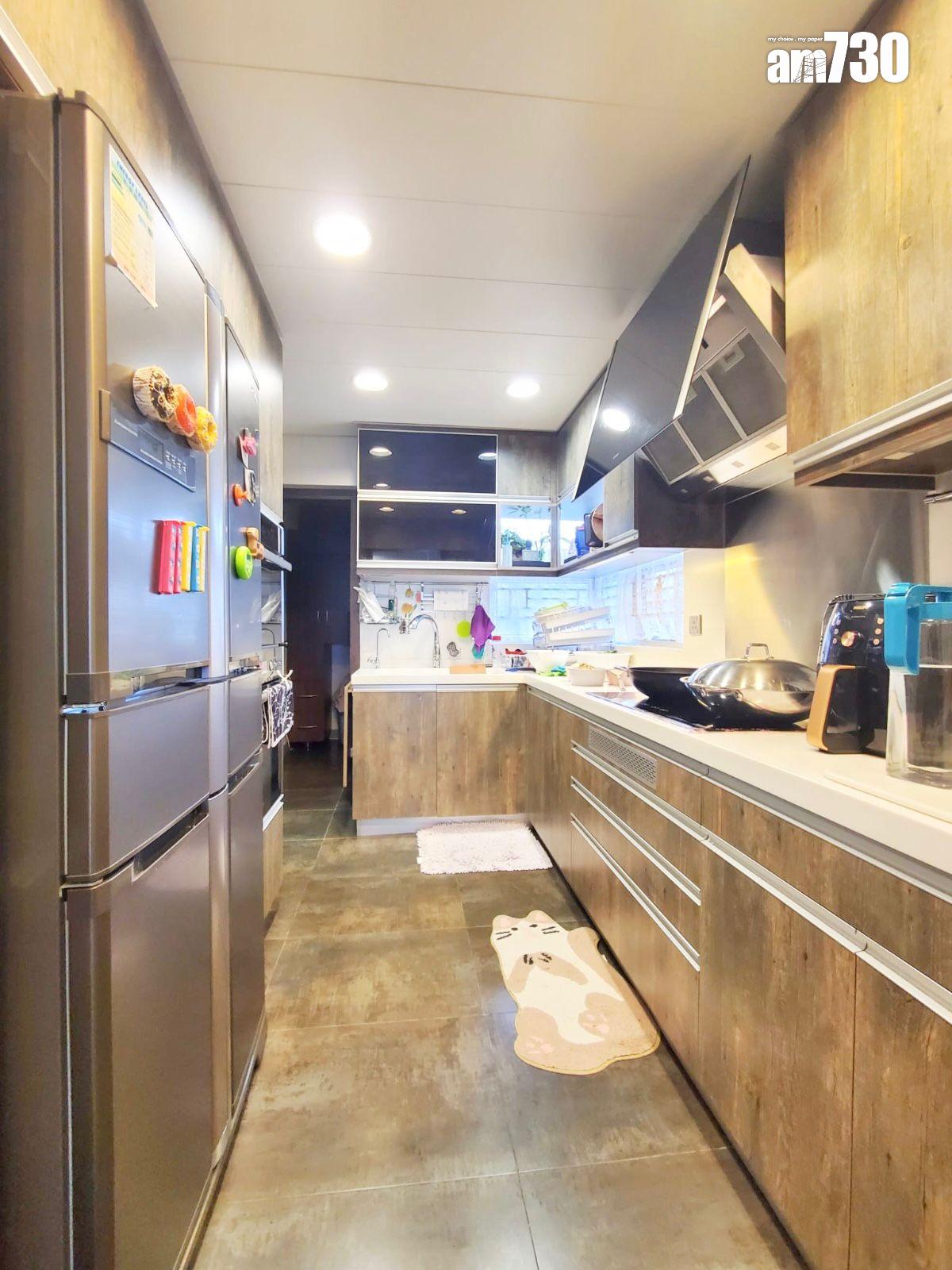 屯門海景四房套連車位狠劈380萬沽 造價重返10年前 呎價$64XX|二手樓成交