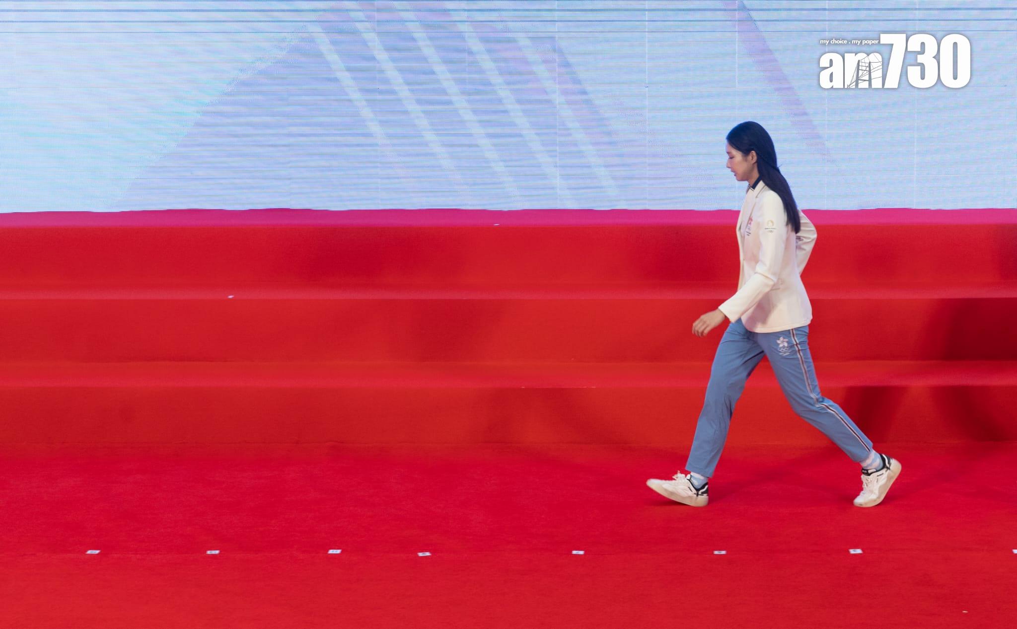 巴黎奧運港隊巡遊|奧運運動員返港歡迎儀式。(蘇文傑攝)