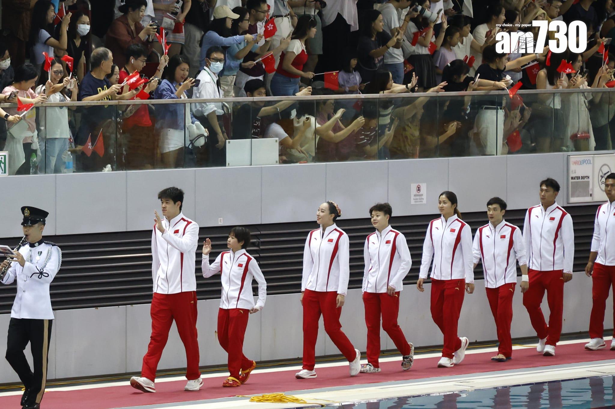 跳水「夢之隊」全紅嬋及拍檔陳芋汐成為全場焦點。(林俊源攝)