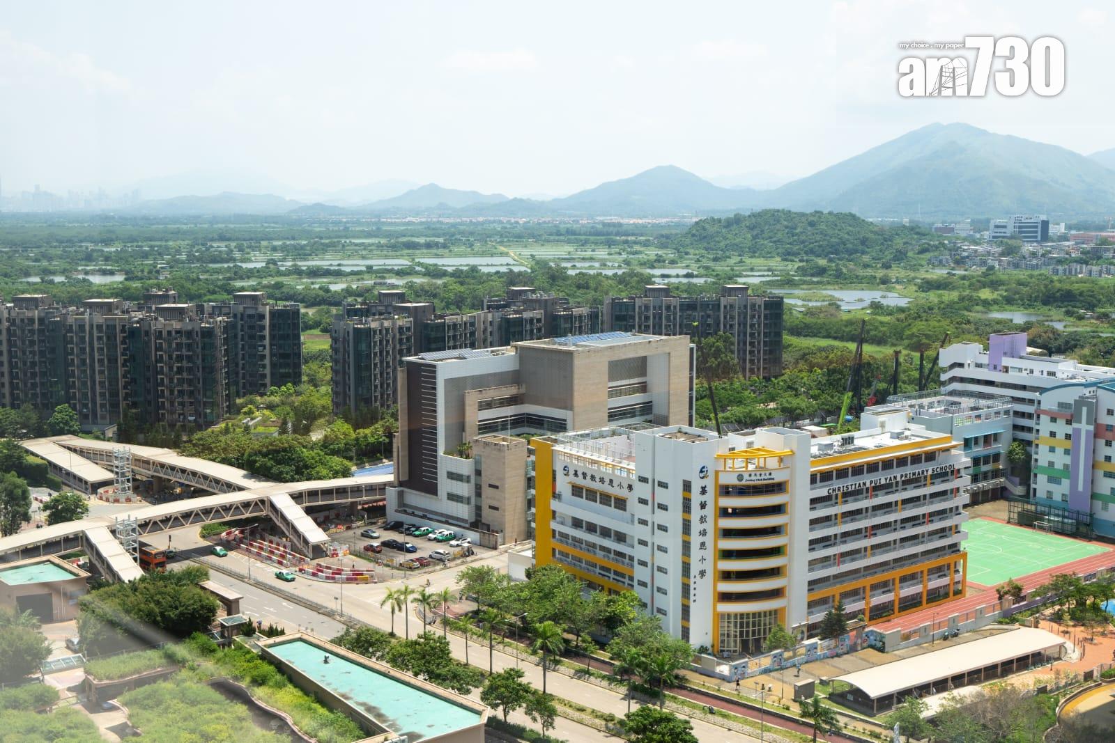 天水圍天秀路的悅品酒店,轉型為青年宿舍項目「琇居」 。(林靄怡攝)