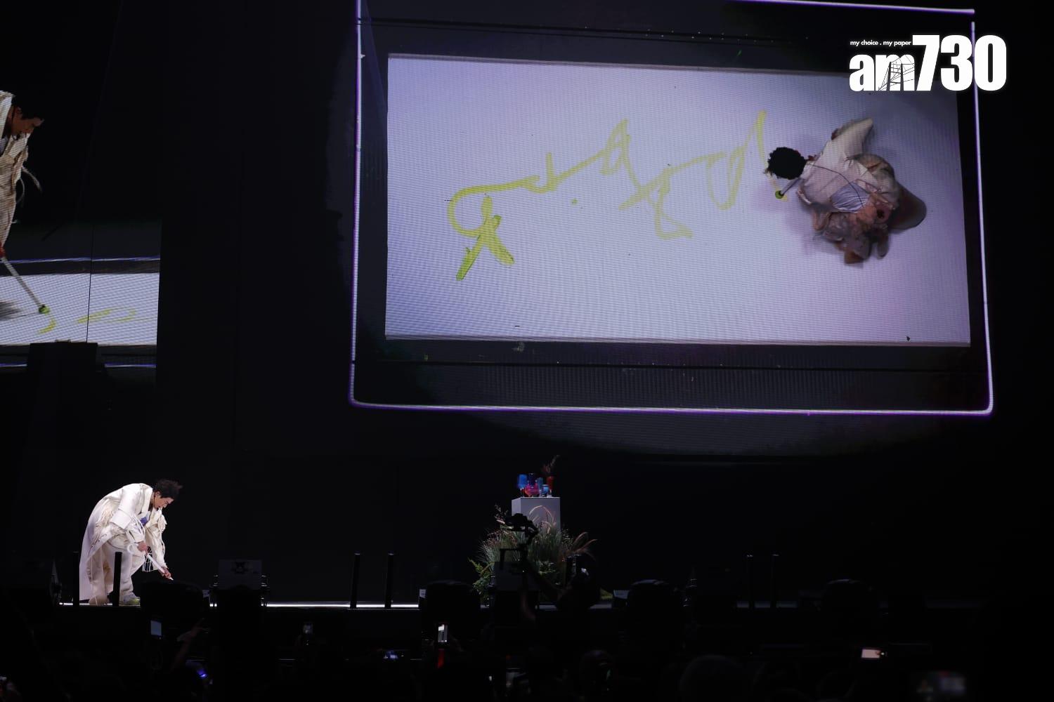 郭富城即席揮毫。(林俊源攝)