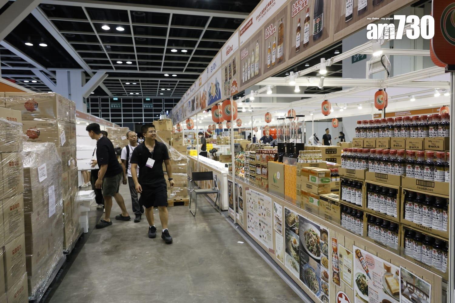 美食博覽明開鑼 一蚊雞一蚊鮑魚優惠供搶購 (林俊源攝)