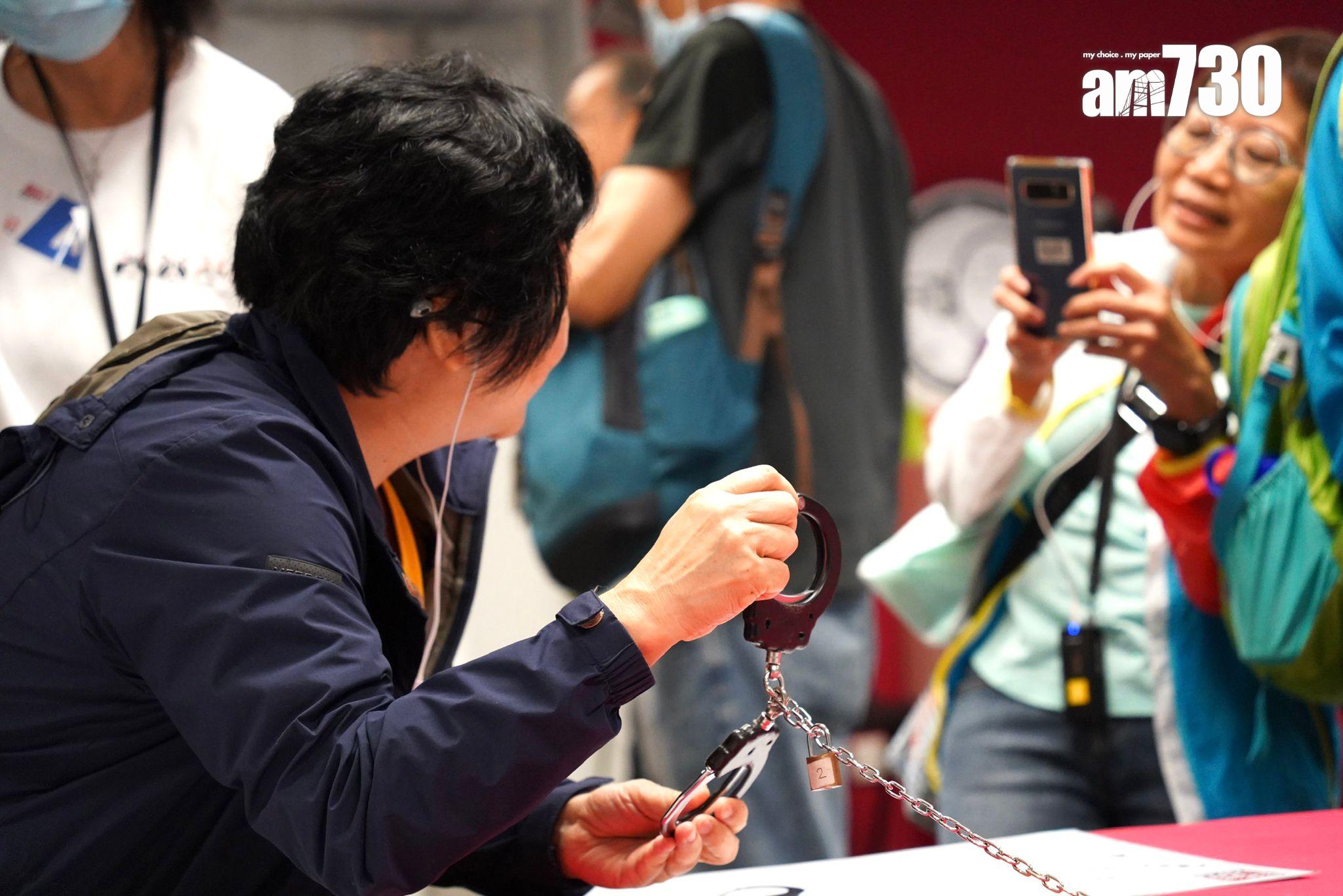 廉署一連兩周末辦開放日。 (吳康琦攝)