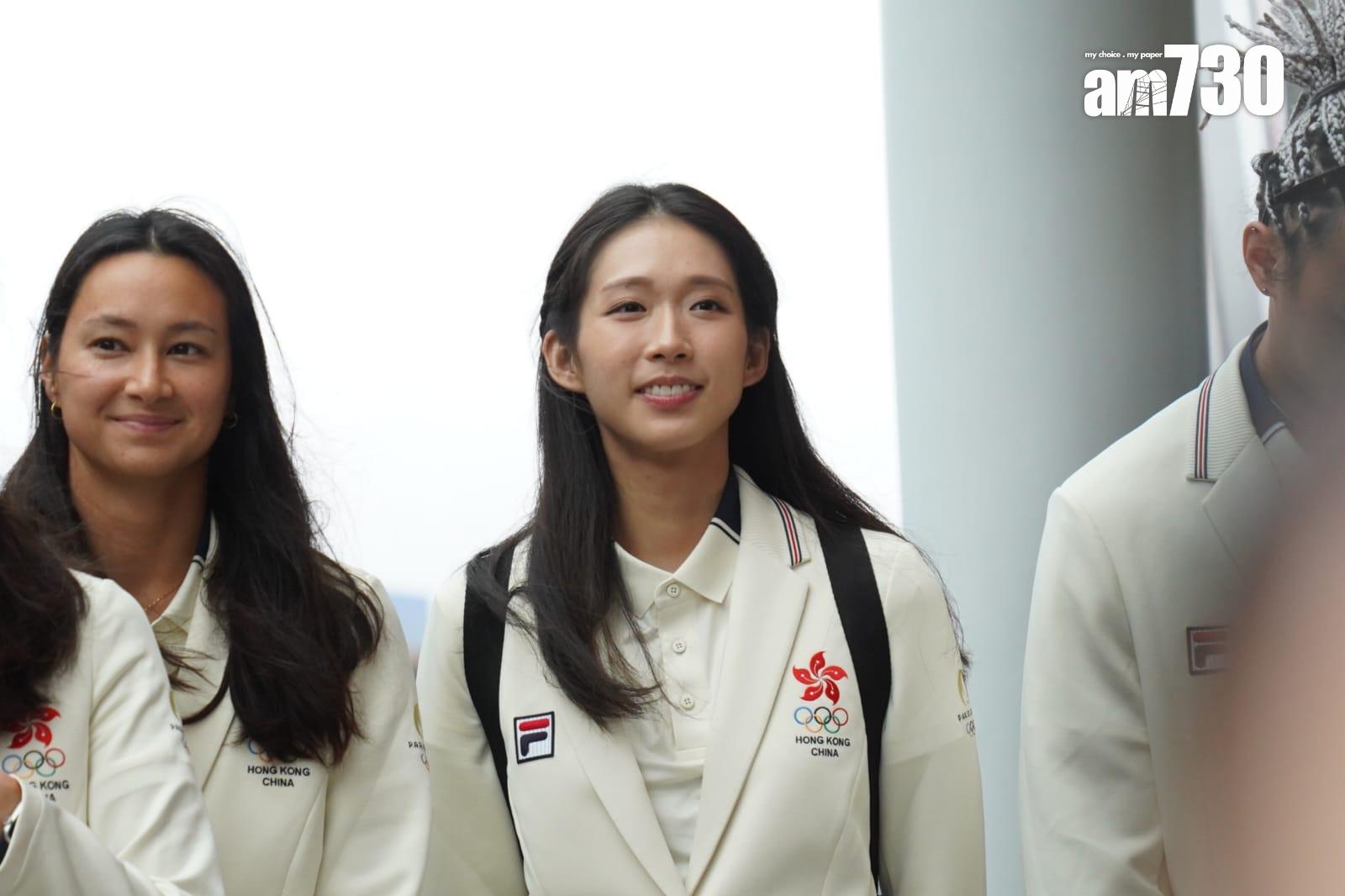 巴黎奧運中國香港代表團巴士巡遊,江旻憓、何詩蓓兩位獎牌得主及其他代表出席(吳康琦攝)