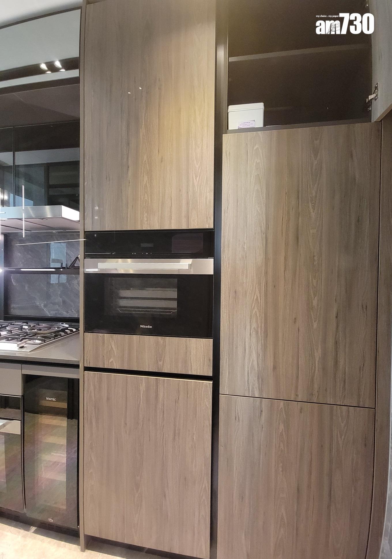 天璽.天示範單位|909呎經改動四房 客廳空間寬敞 盡顯溫馨奢華|啟德新盤