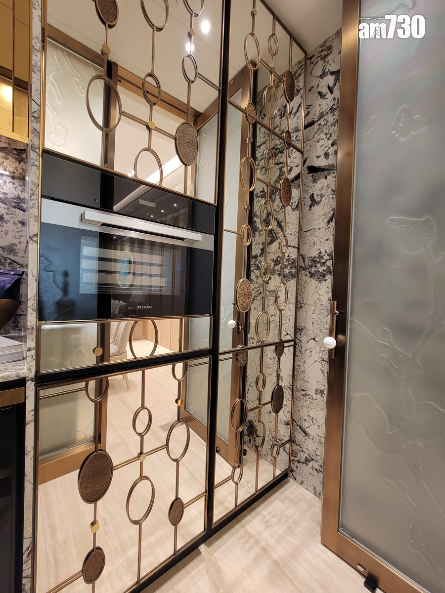 天璽.天示範單位|909呎經改動四房 客廳空間寬敞 盡顯溫馨奢華|啟德新盤