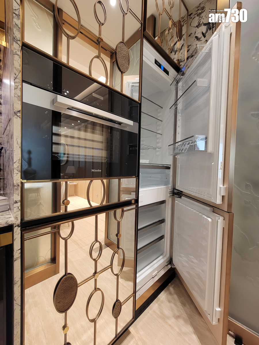 天璽.天示範單位|909呎經改動四房 客廳空間寬敞 盡顯溫馨奢華|啟德新盤