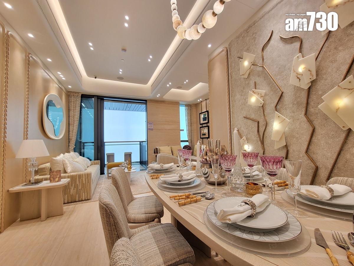 天璽.天示範單位|909呎經改動四房 客廳空間寬敞 盡顯溫馨奢華|啟德新盤