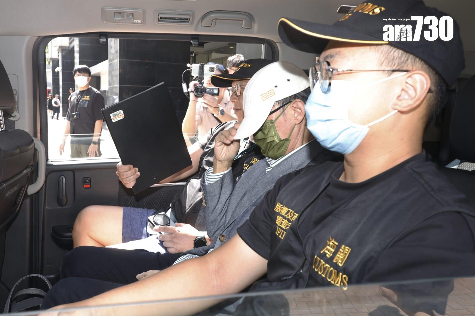 舒適堡結業|海關拘捕兩名男女董事。(林俊源攝)