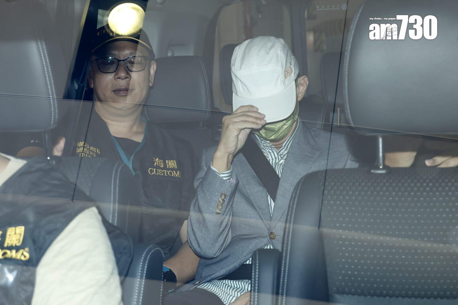 舒適堡結業|海關拘捕兩名男女董事。(林俊源攝)