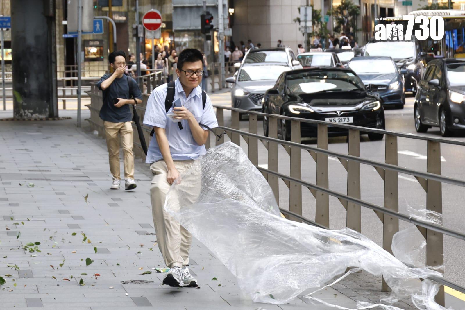 摩羯颱風打風情況。(林俊源攝)