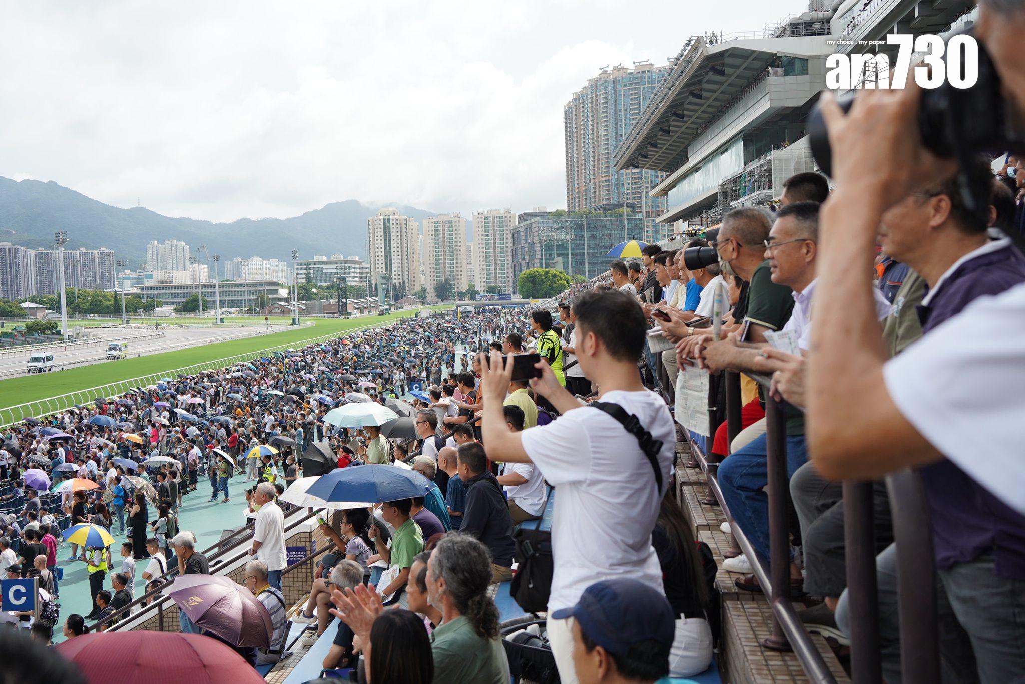 李家超:未來數月香港將有多項盛事舉行 續推「無處不旅遊」 (吳康琦攝)