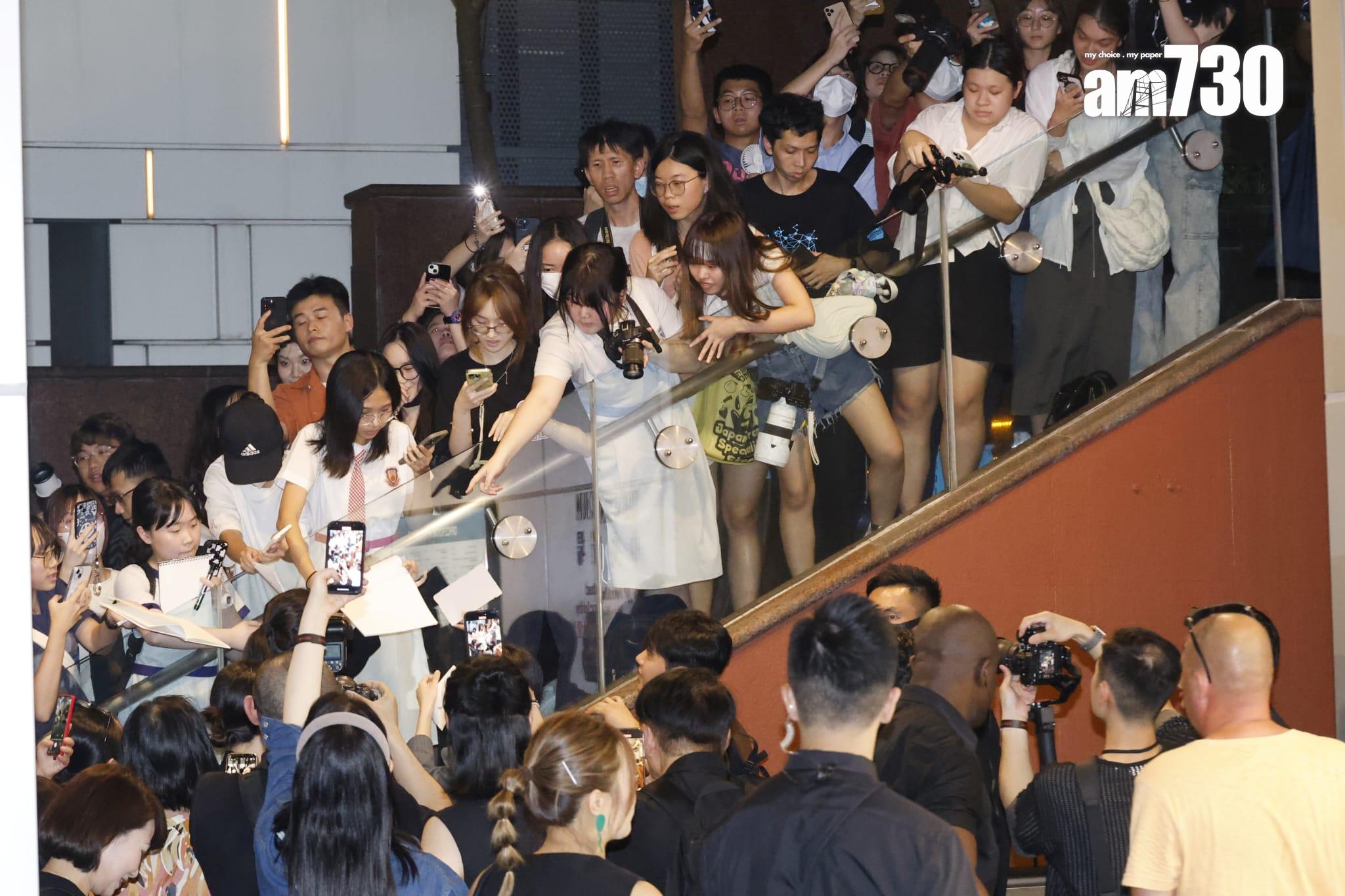 《閃亮的西瓜》男女主角厲雲和申銀秀首次在港合體,半百粉絲守候。(林俊源攝)