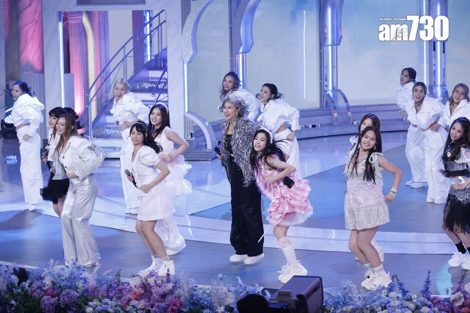 葉蒨文擔任港姐表演嘉賓。(林俊源攝)