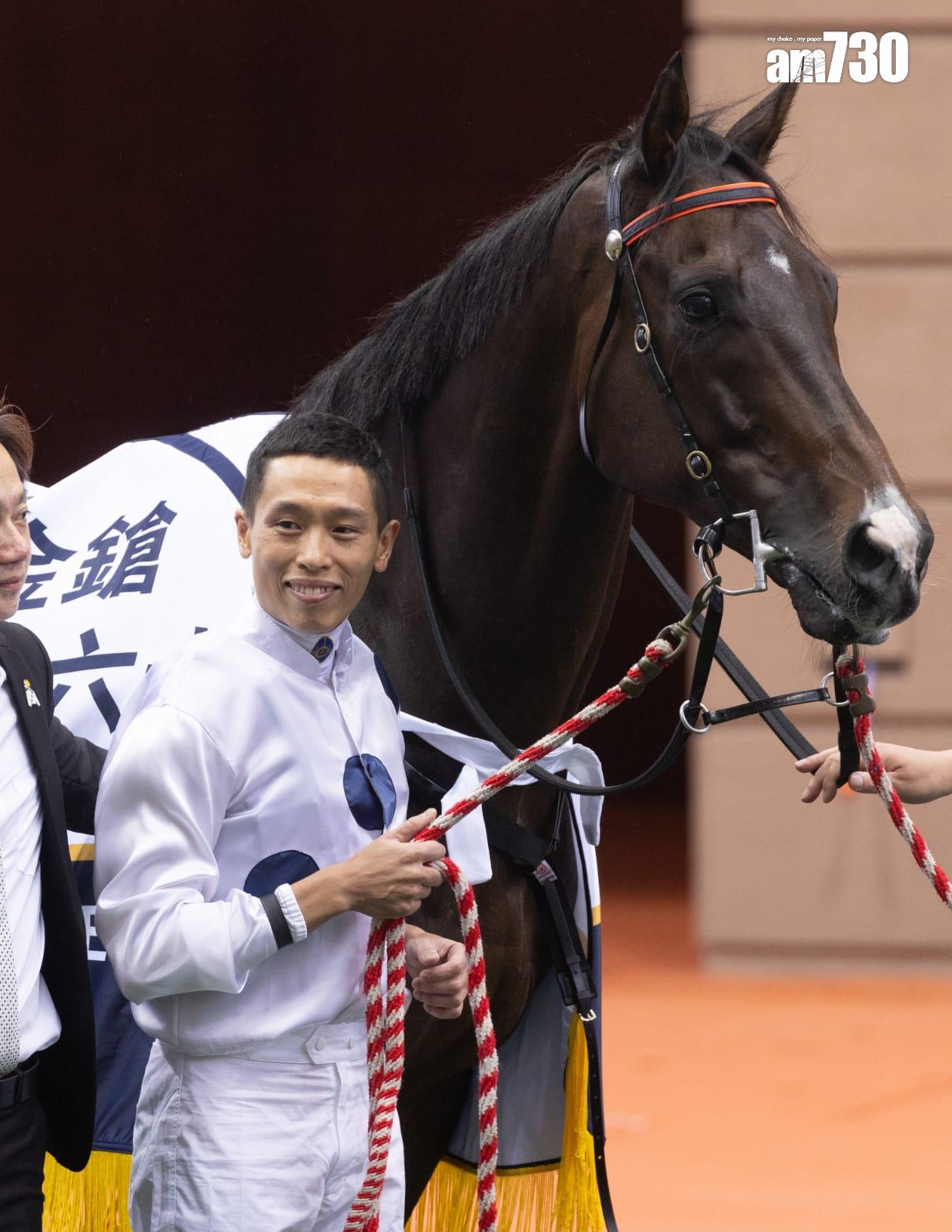 香港馬王金鎗六十現身沙田馬場 光榮退役與港人告別 (蘇文傑攝)