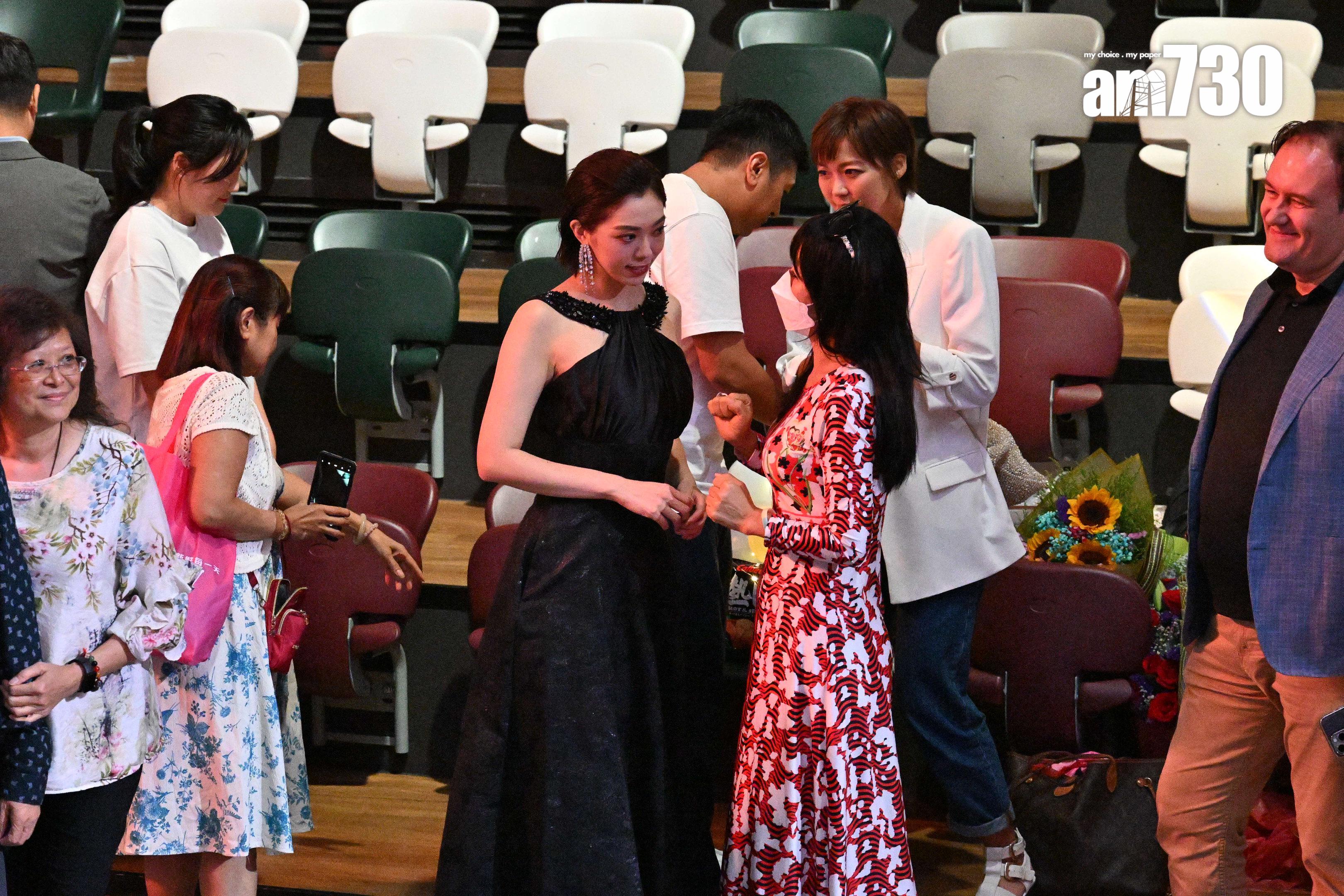 徐蒨駖密密與七師傅密斟。(娛樂組攝)