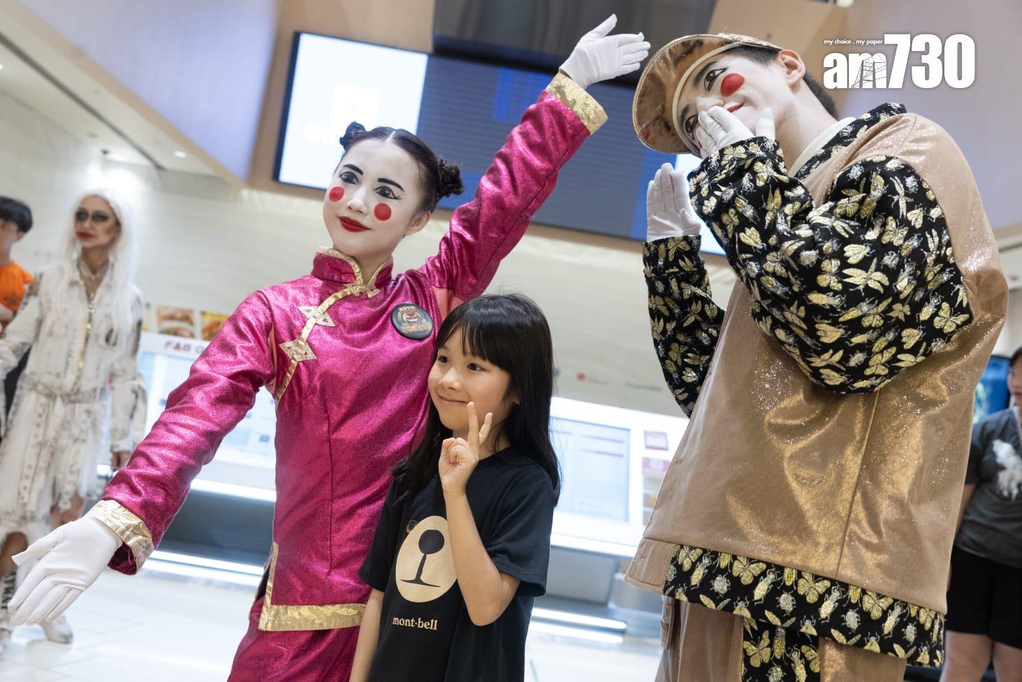 海洋公園嘩鬼組合大鬧MegaBox 哈囉喂六鬼屋玩齊要988元 (蘇文傑攝)