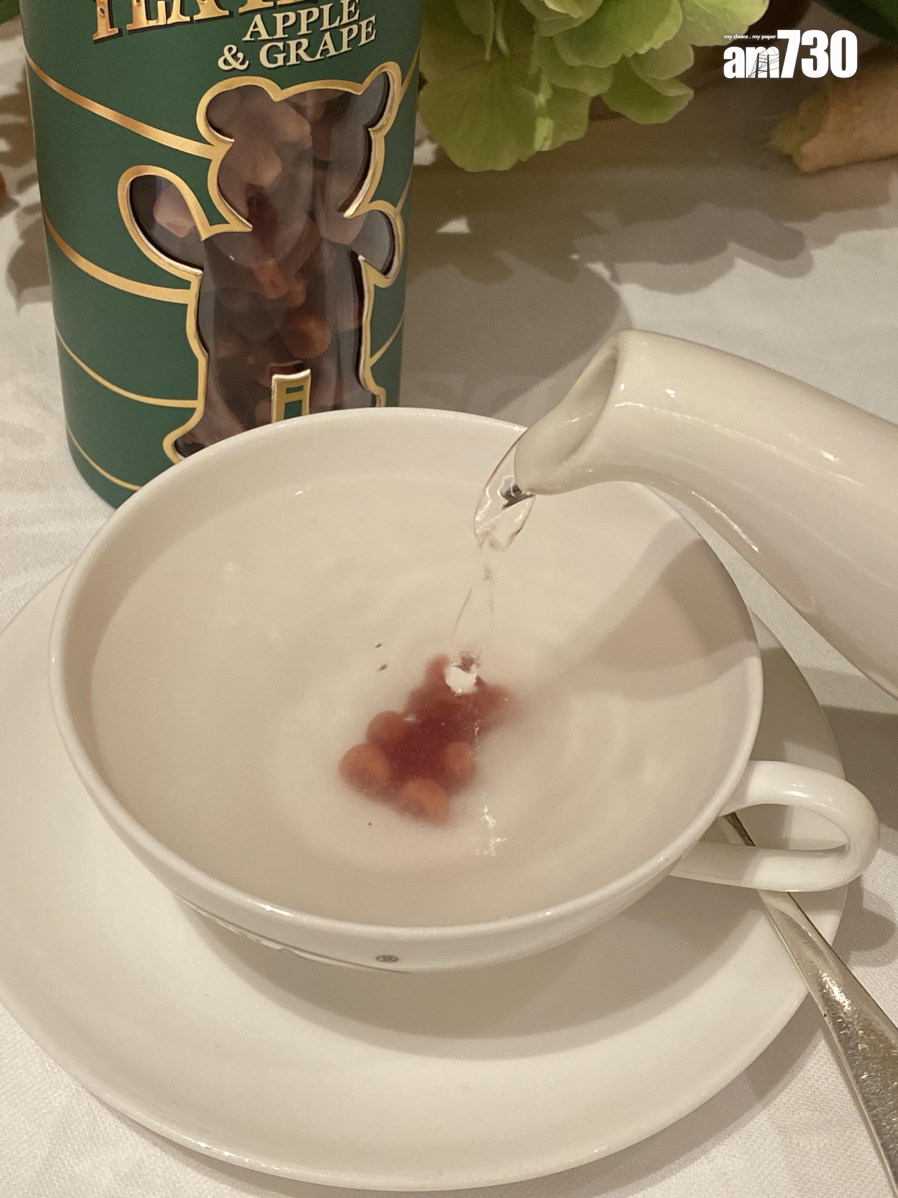 泡茶方法簡單,以Tea WG英式茶杯為例,只需放入1顆Tea Teddies®,加入100ml熱水。