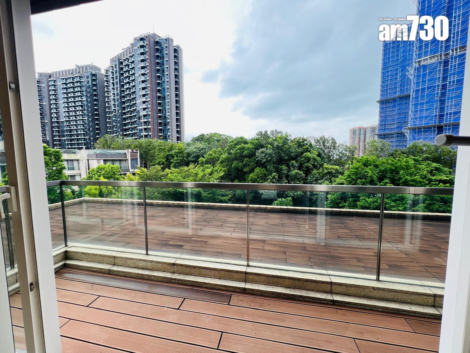 屯門業主移民割愛 劈價帳蝕12%沽逾2千呎複式戶連車位 呎售96XX元(有圖)|二手蝕讓