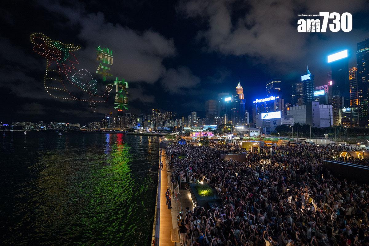 灣仔海濱不時上演無人機表演。(資料圖片/陳奕釗攝)