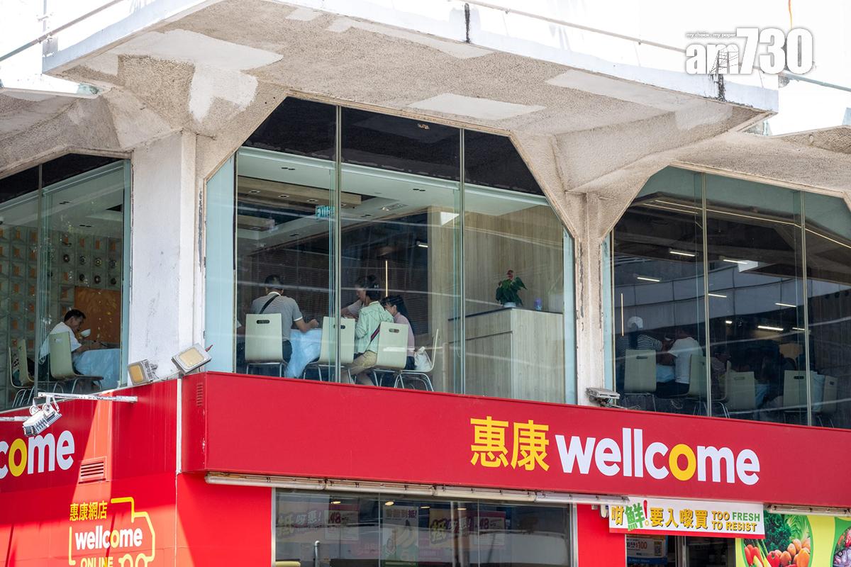 有旅行團到新蒲崗一間食肆享用團餐。(陳奕釗攝)