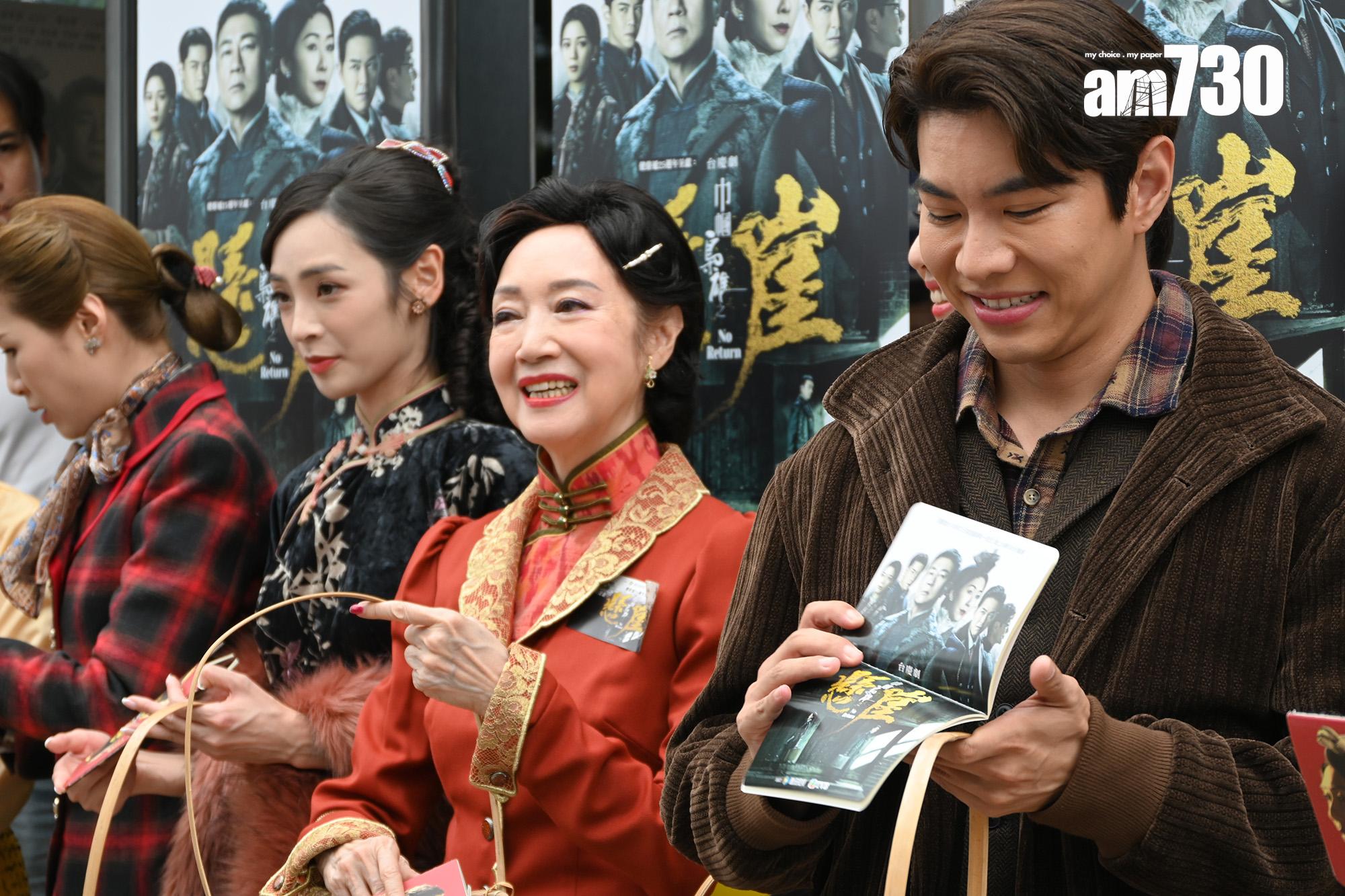 謝雪心在花車巡遊當天現身,非常落力做宣傳。(娛樂組攝)