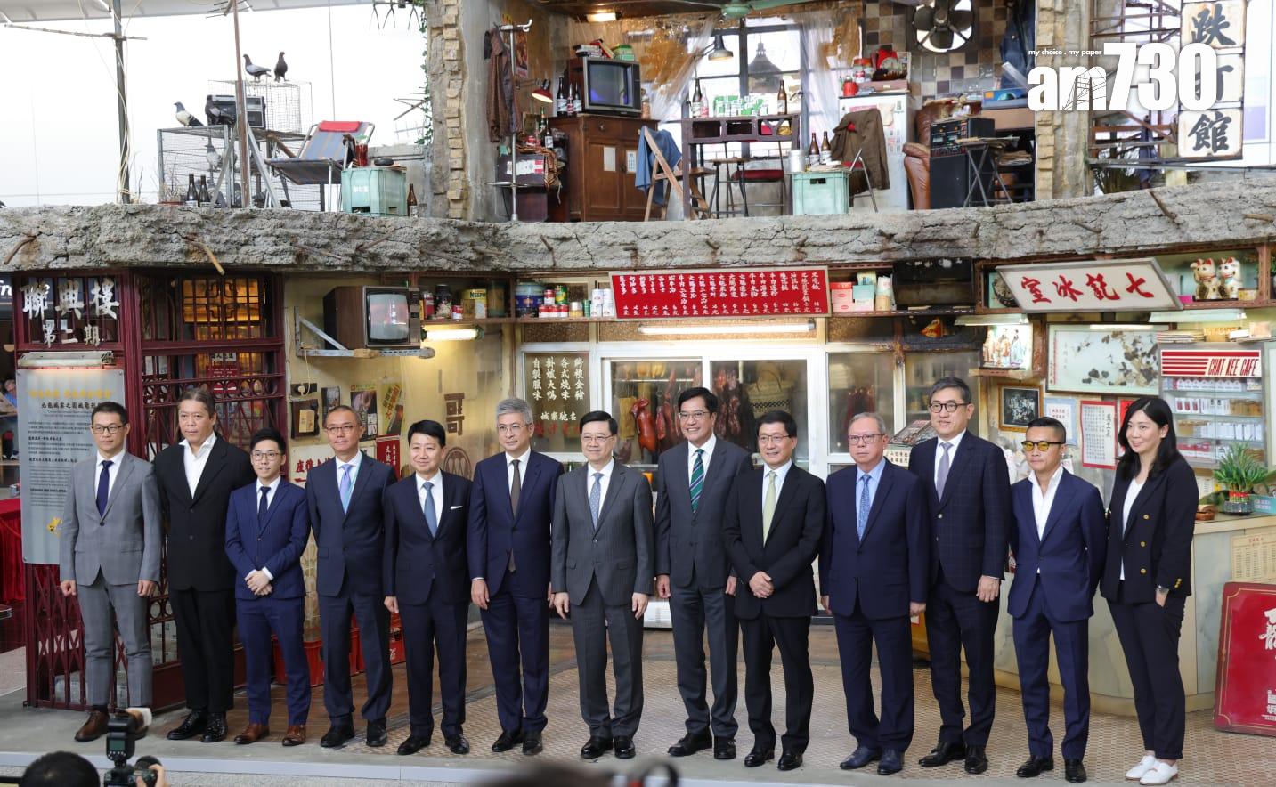 港產片《九龍城寨之圍城》多個寨城場景在機場展出(吳康琦攝)